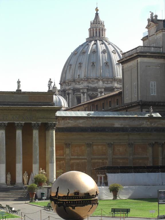 Viale Del Colosseo Bed & Breakfast Rome Bagian luar foto