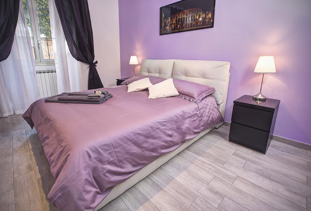 Viale Del Colosseo Bed & Breakfast Rome Bagian luar foto