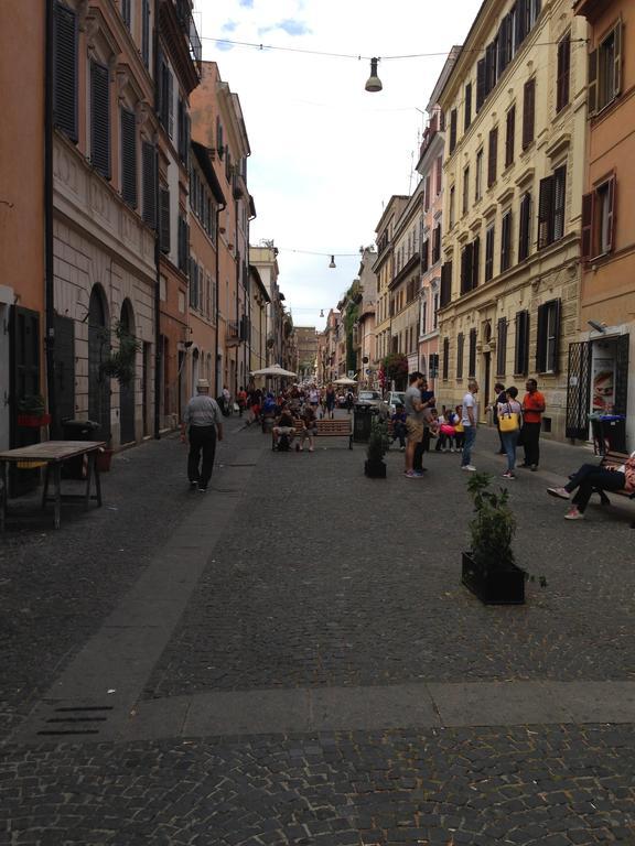 Viale Del Colosseo Bed & Breakfast Rome Bagian luar foto